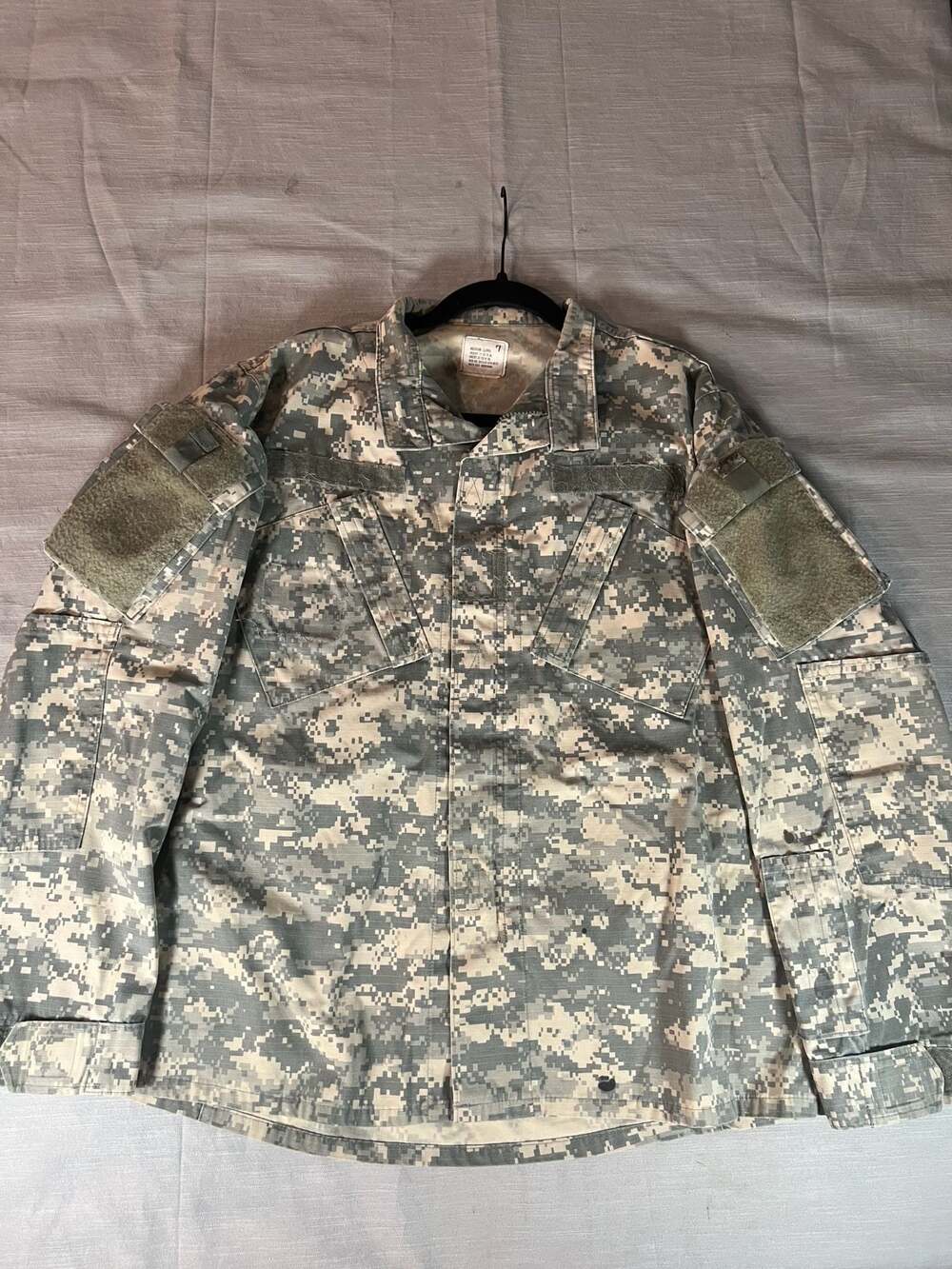 US Army ACU Combat Uniform Coat Jacket Medium Long UCP Digital Camo
